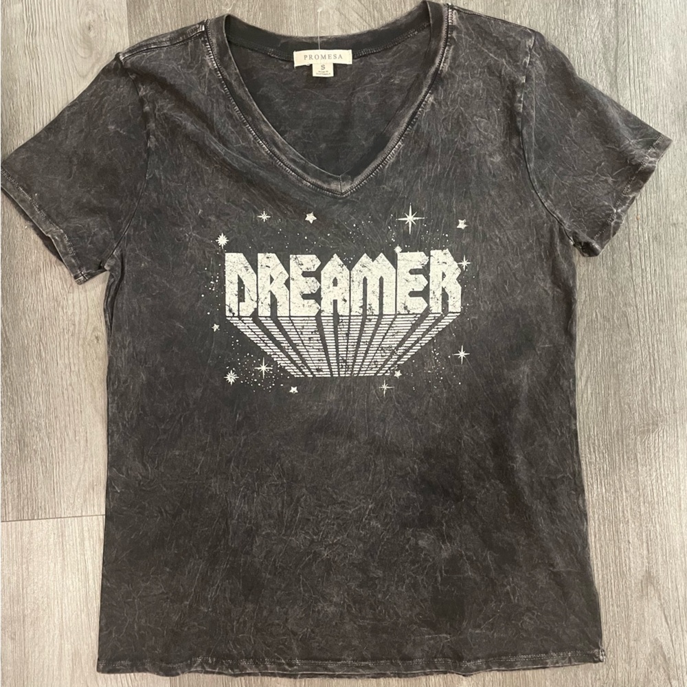 Dreamer Washed Vintage Graphic Tee